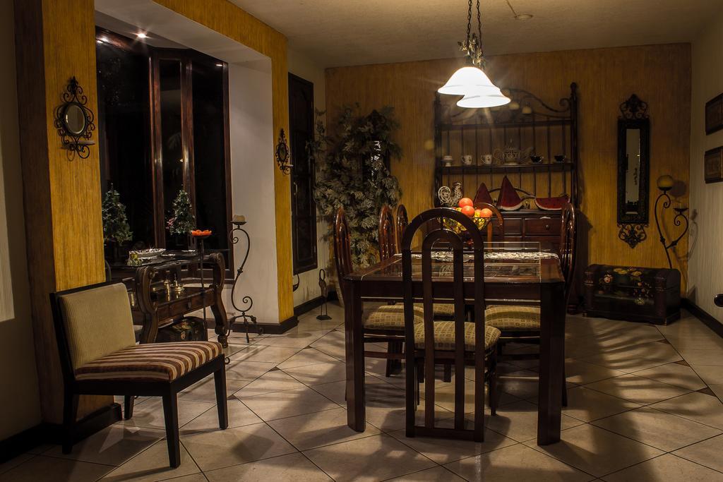 Mi Casa, Tu Casa Appartement Guatemala-Stad Buitenkant foto